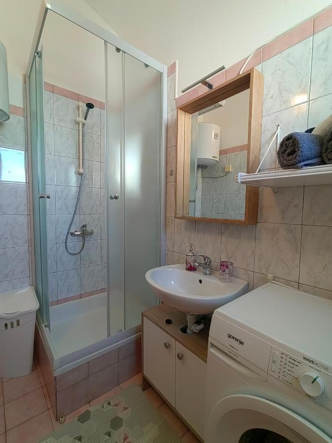 Family Apartments Grguric Pag Town Εξωτερικό φωτογραφία